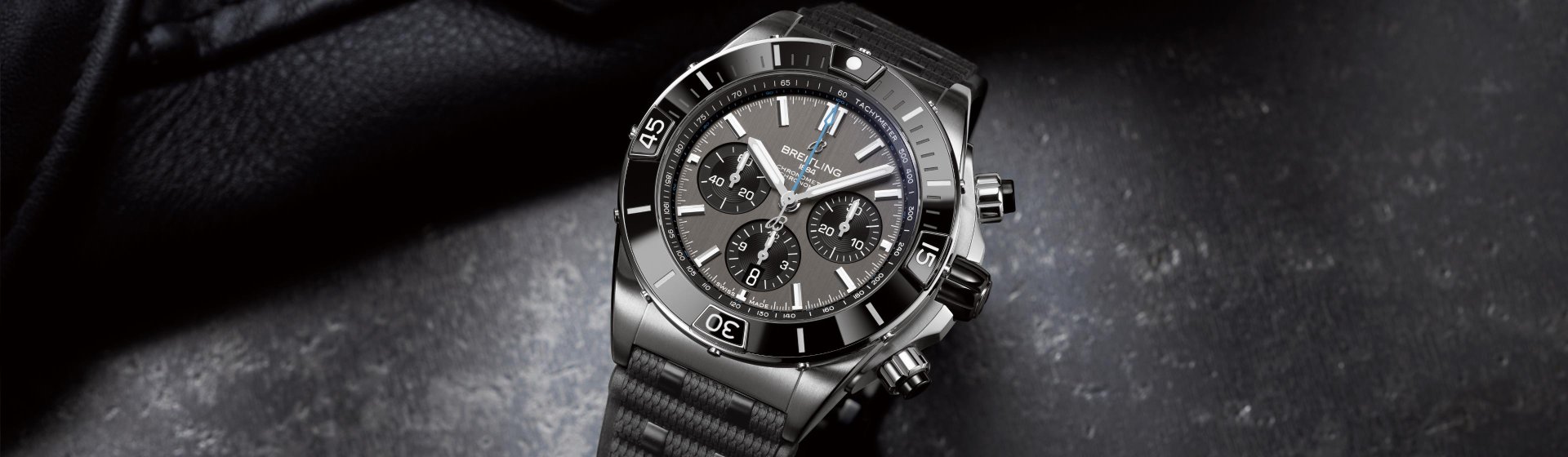 Slider SuperChronomat B01 44 Titanium 3840x1120px (1)